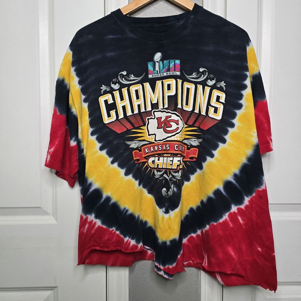 Cropped Kansas City Chiefs Men's 3XL Tie Dye Super Bowl LVII Champions T-Shirt